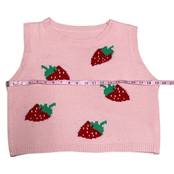 Gyaru Style Pink Strawberry Print Knit Sleeveless Top Size Large - Picture 4 of 6